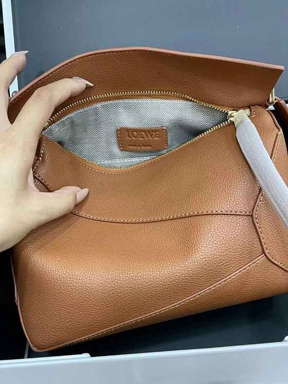 e3dae71508bf7f7ff2578e324d0d40a7_1758609834_7311.jpg e3dae71508bf7f7ff2578e324d0d40a7_1758609834_7311.jpg