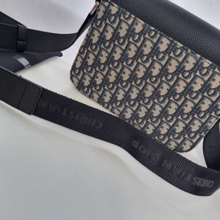 e66359a78471acd5f4b5b5e23504f4f6_1758096252_6365.jpg e66359a78471acd5f4b5b5e23504f4f6_1758096252_6365.jpg