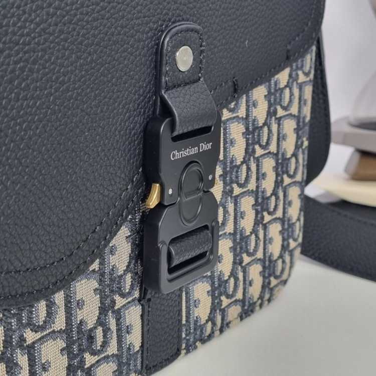 e66359a78471acd5f4b5b5e23504f4f6_1758096253_9144.jpg e66359a78471acd5f4b5b5e23504f4f6_1758096253_9144.jpg