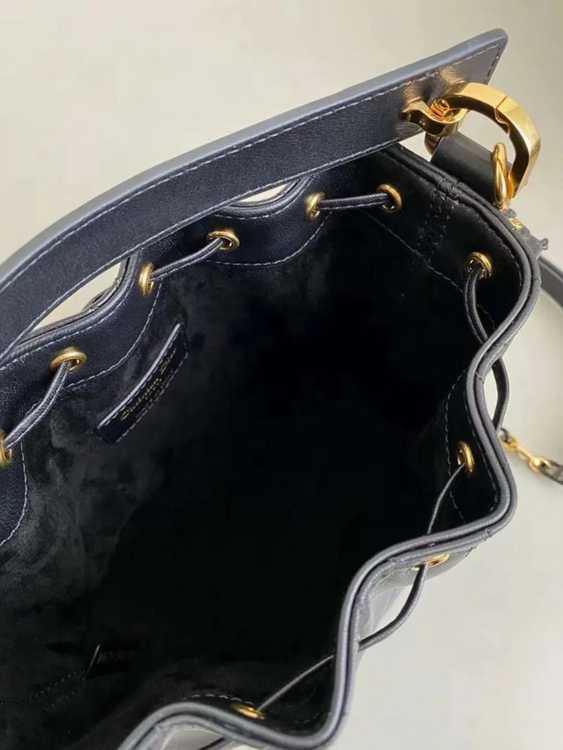 e66359a78471acd5f4b5b5e23504f4f6_1758096286_8803.jpg e66359a78471acd5f4b5b5e23504f4f6_1758096286_8803.jpg