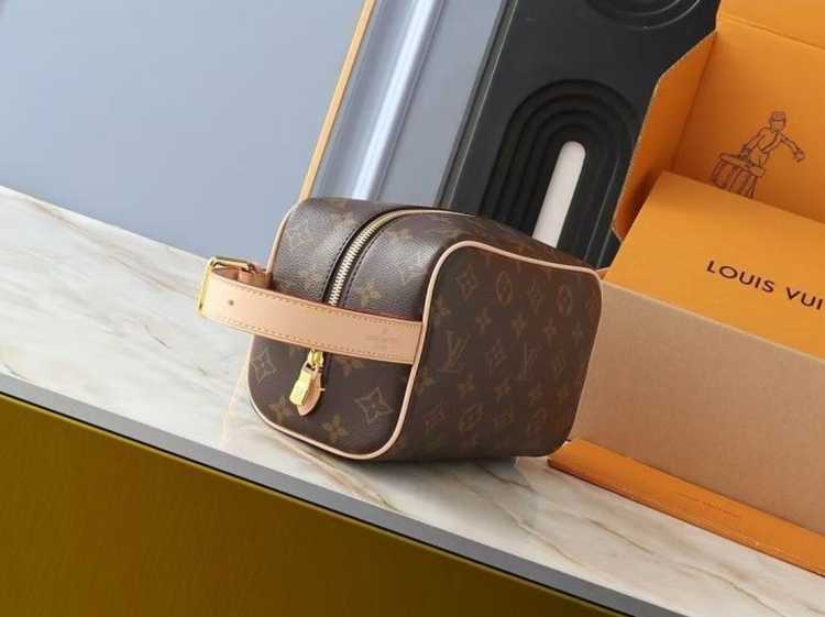 fbe0f77efb6018f3b414e6c879ad000a_1760429000_0484.jpg fbe0f77efb6018f3b414e6c879ad000a_1760429000_0484.jpg