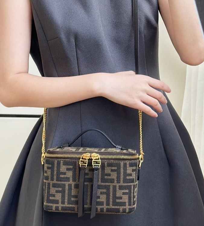 14152e10e6864892c06b2c52c87a93b7_1762496267_327.jpg 14152e10e6864892c06b2c52c87a93b7_1762496267_327.jpg