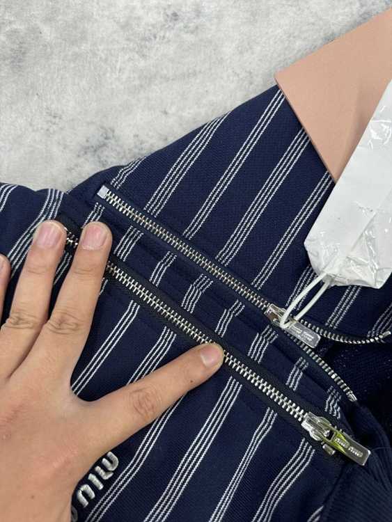 63d2df85d8cfa9a8d2e911b8991ff15b_1764316280_9464.jpg 63d2df85d8cfa9a8d2e911b8991ff15b_1764316280_9464.jpg