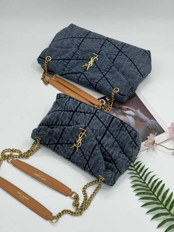 6e03071c86700791e3965c7a6c43849e_1763017765_1513.jpg 6e03071c86700791e3965c7a6c43849e_1763017765_1513.jpg