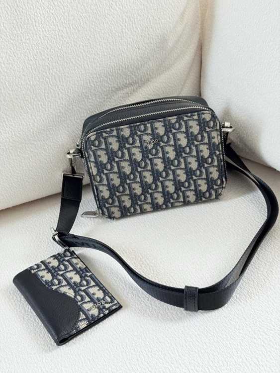 8d7a3de001b4b7cd82b48ff678214dd4_1763540649_0033.jpg 8d7a3de001b4b7cd82b48ff678214dd4_1763540649_0033.jpg