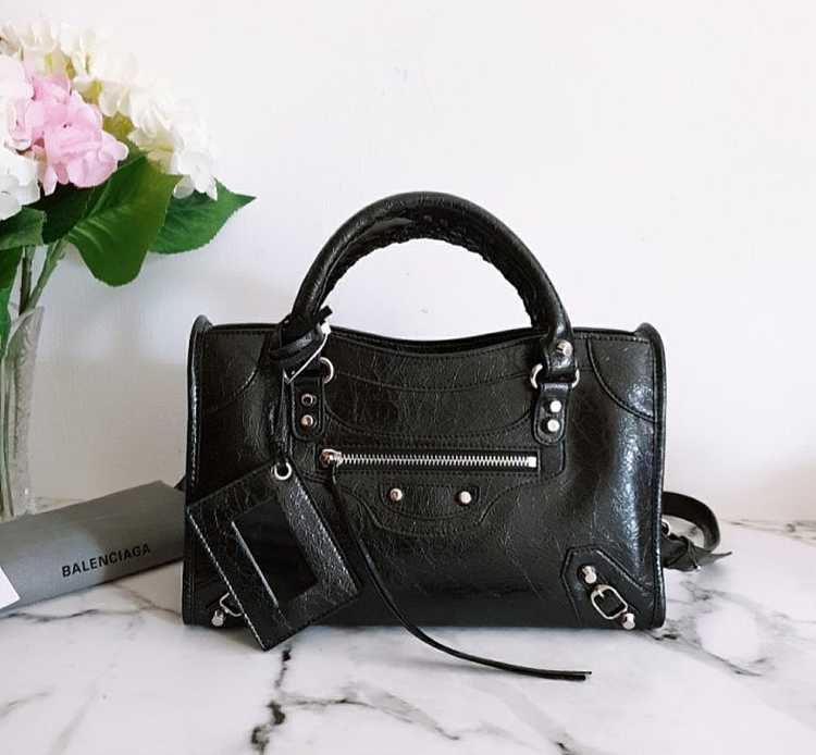 82d42d9d4ac35be0495ce20fda36ace3_1766043878_2129.jpg 82d42d9d4ac35be0495ce20fda36ace3_1766043878_2129.jpg