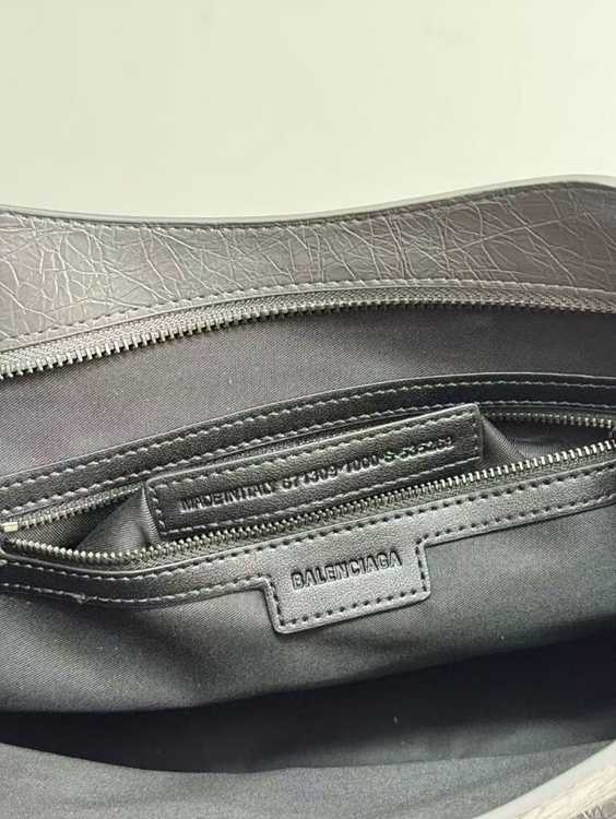 82d42d9d4ac35be0495ce20fda36ace3_1766043961_3124.jpg 82d42d9d4ac35be0495ce20fda36ace3_1766043961_3124.jpg