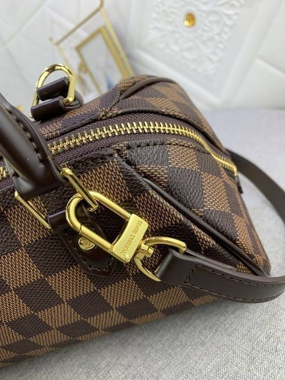 943fe7469064f1f51a356c99141a7351_1765516401_5426.jpg 943fe7469064f1f51a356c99141a7351_1765516401_5426.jpg