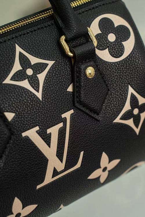 943fe7469064f1f51a356c99141a7351_1765516552_9526.jpg 943fe7469064f1f51a356c99141a7351_1765516552_9526.jpg