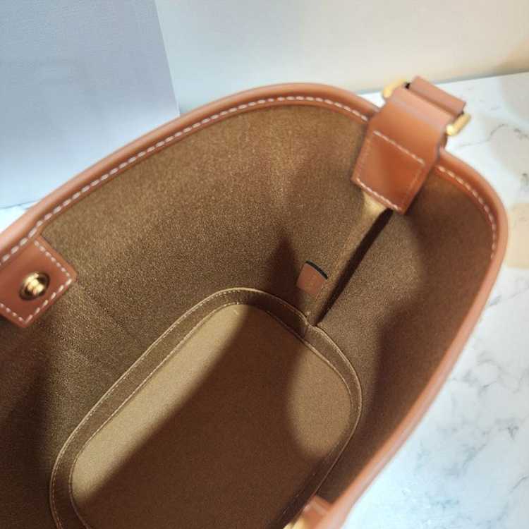 e0006091f5eb97a56d31016d5891fe56_1764836269_6112.jpg e0006091f5eb97a56d31016d5891fe56_1764836269_6112.jpg