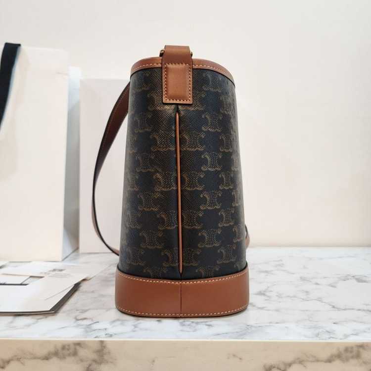 e0006091f5eb97a56d31016d5891fe56_1764836272_8254.jpg e0006091f5eb97a56d31016d5891fe56_1764836272_8254.jpg