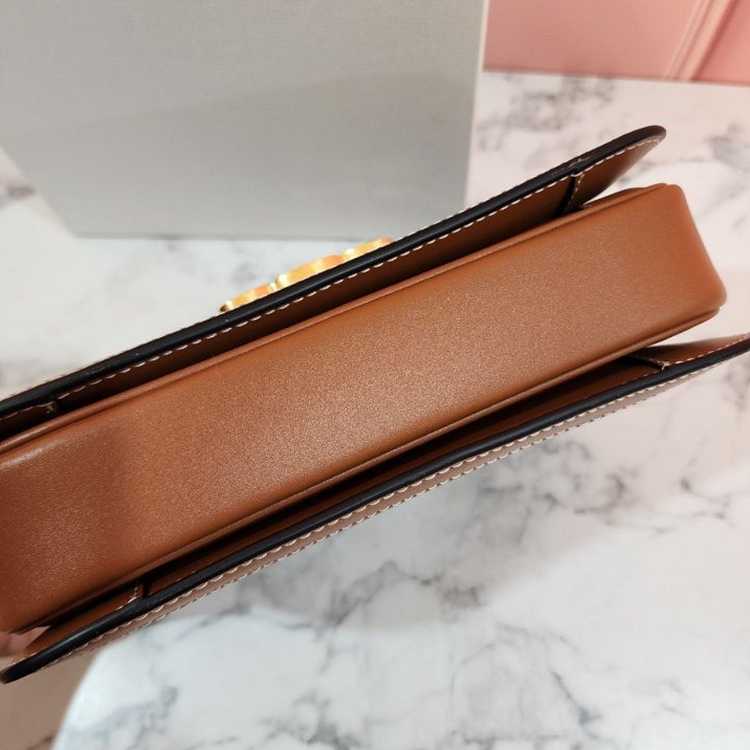 e0006091f5eb97a56d31016d5891fe56_1764836348_9453.jpg e0006091f5eb97a56d31016d5891fe56_1764836348_9453.jpg