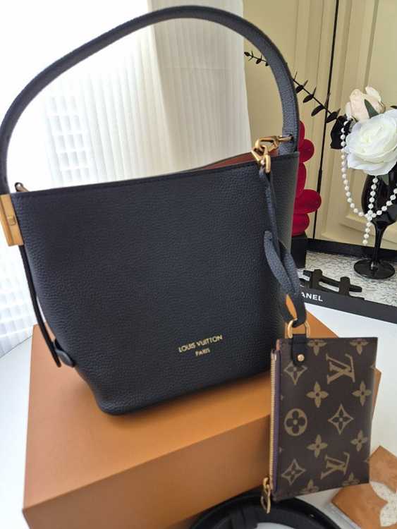 e6b0c9fb7609751af20b2e4b3028ff2b_1768204842_2427.jpg e6b0c9fb7609751af20b2e4b3028ff2b_1768204842_2427.jpg