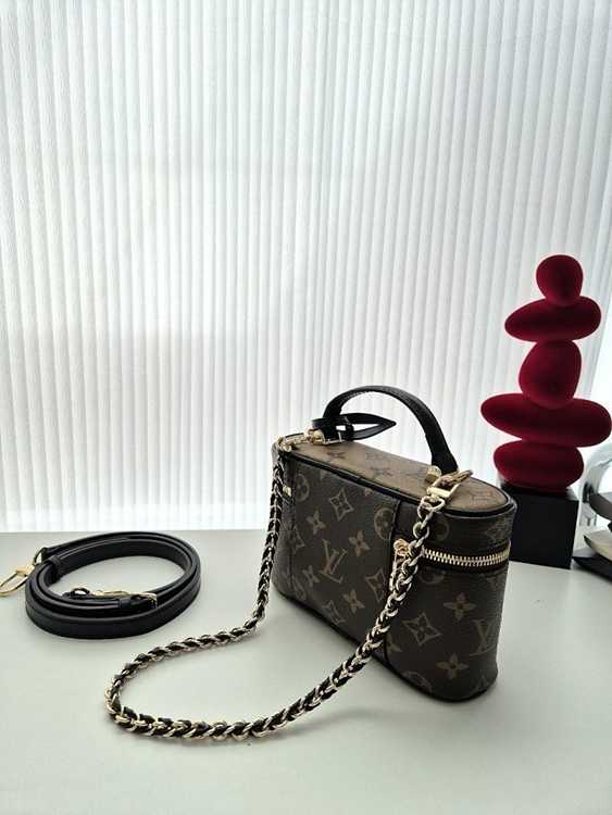 e6b0c9fb7609751af20b2e4b3028ff2b_1768204895_133.jpg e6b0c9fb7609751af20b2e4b3028ff2b_1768204895_133.jpg