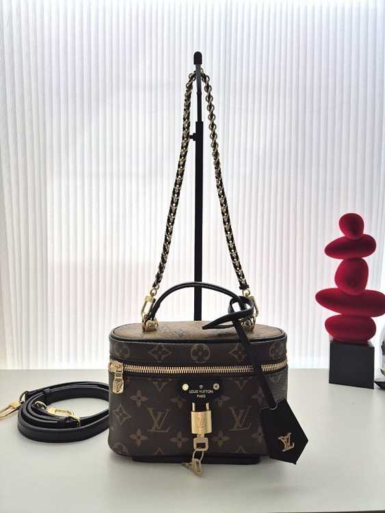 e6b0c9fb7609751af20b2e4b3028ff2b_1768204895_1975.jpg e6b0c9fb7609751af20b2e4b3028ff2b_1768204895_1975.jpg