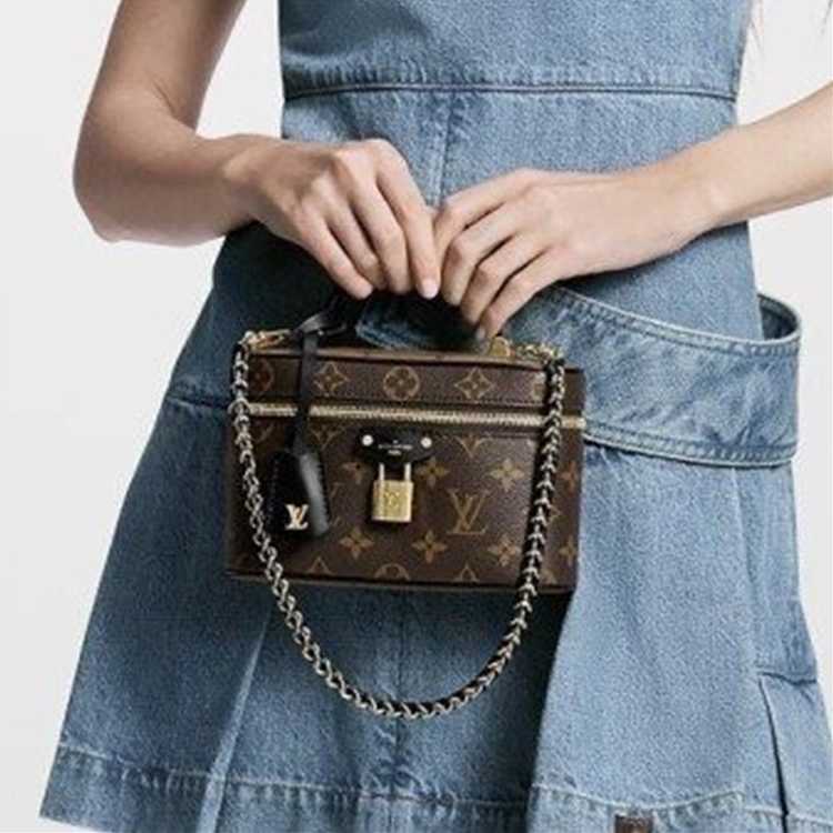 e6b0c9fb7609751af20b2e4b3028ff2b_1768204895_4546.jpg e6b0c9fb7609751af20b2e4b3028ff2b_1768204895_4546.jpg