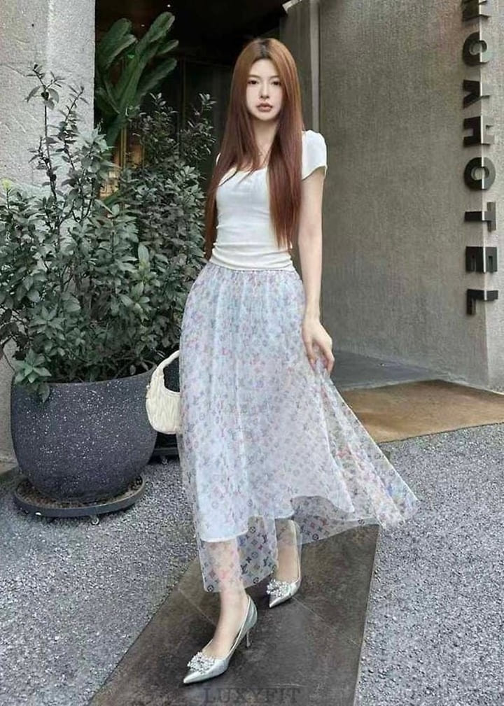 93dc37e7653c5c0a227f98d3c33895f9_1778138074_9372.jpg