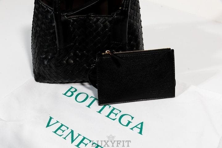 56045db9fda0b1545591bb4d0f57054a_1782367877_0811.jpg