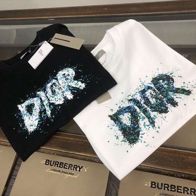 DO 디올 페인팅 반팔티