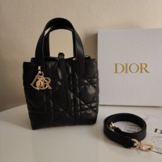 DO 디올 뚜주흐 버티컬  