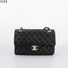 CN 샤넬 미디움 램스킨 & 골드 메탈 블랙