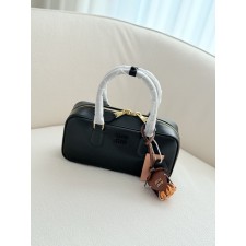 MU 미우미우 아르카디 레더 토트백 라지