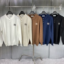 MU 미우미우 쓰리 버튼 카라니트