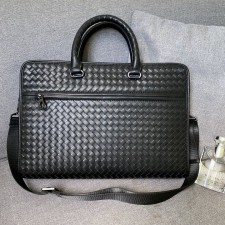 BT 보네가베네타 인트레치아토 지퍼 서류가방 2 