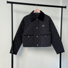 PD 프라다 PRD 여성 카리나 패딩 