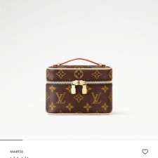 LV 루이비통 니스 나노 