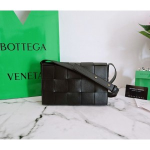 BT 보테가 카세트 백