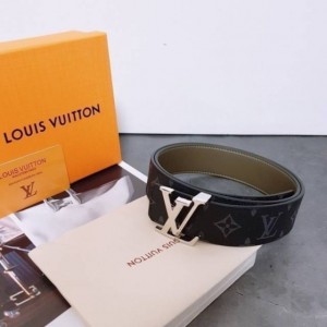LV 루이비통 이니셜 벨트 
