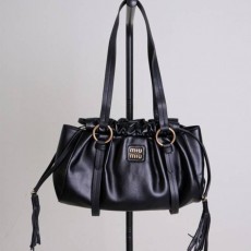 MU 미우미우 쥬아 나파 레더 백