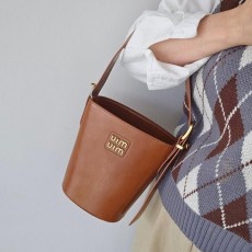 MU 미우미우 레더 버킷백 MI_3 > 