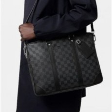 LV 루이비통 도큐명 보야주 PM 