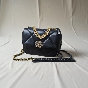 CN 샤넬 19플랩 미니 