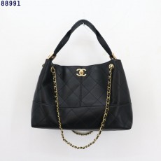 CN 샤넬 2024/25 공방 카프스킨 미듐 쇼핑백