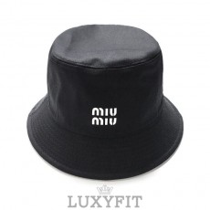 MU 미우미우 영문로고 버킷햇