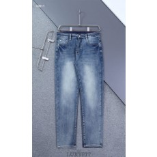 PD 프라다 밀라노 삼각로고 패치 워싱 데님 팬츠