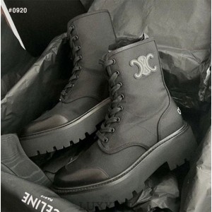 CN 셀린느 벌키 레이스업 부츠