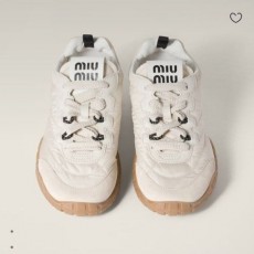 MU 미우미우 타이어 스웨이드