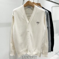 CD 꼼데가르송 남녀공용 화이트 와펜 V넥 가디건