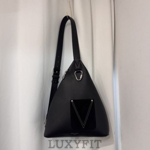 LV 루이뷔통 델타 슬링백