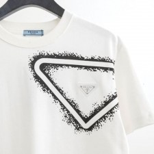 PD 프라다 반플레이트 나염 클래식 티셔츠