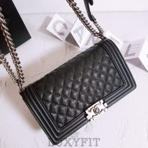 CN 샤넬 [고급] 리뉴얼 캐비어 보이백 은장 1