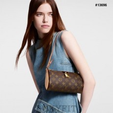 LV 루이비통 포쉐트 티레트 파우치 크로스백