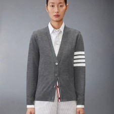 TB [여성] 톰브라운 사선완장 클래식 브이넥 가디건