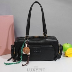 MU 미우미우 가죽 토트백