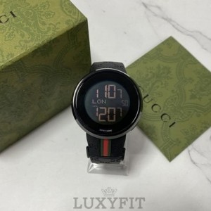 GC 구찌 맨즈 디지털시계