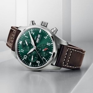 IWC 파일럿워치 그린다이얼